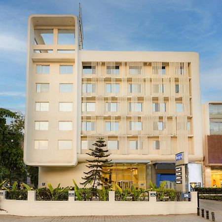Keys Prima By Lemon Tree Hotels, Pimpri, Pune Esterno foto