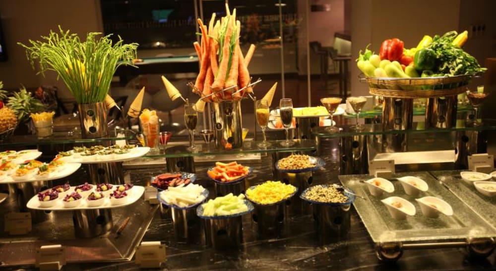 Keys Prima By Lemon Tree Hotels, Pimpri, Pune Esterno foto