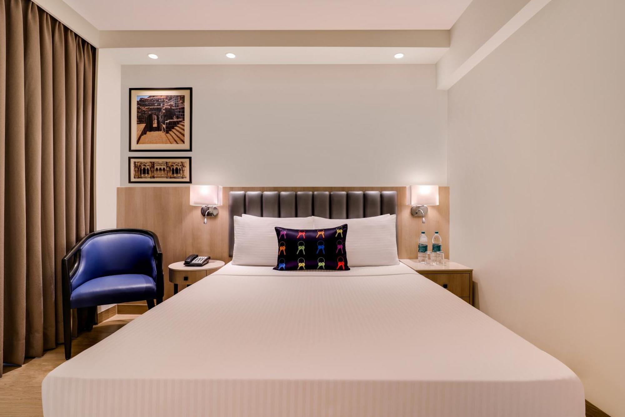 Keys Prima By Lemon Tree Hotels, Pimpri, Pune Esterno foto