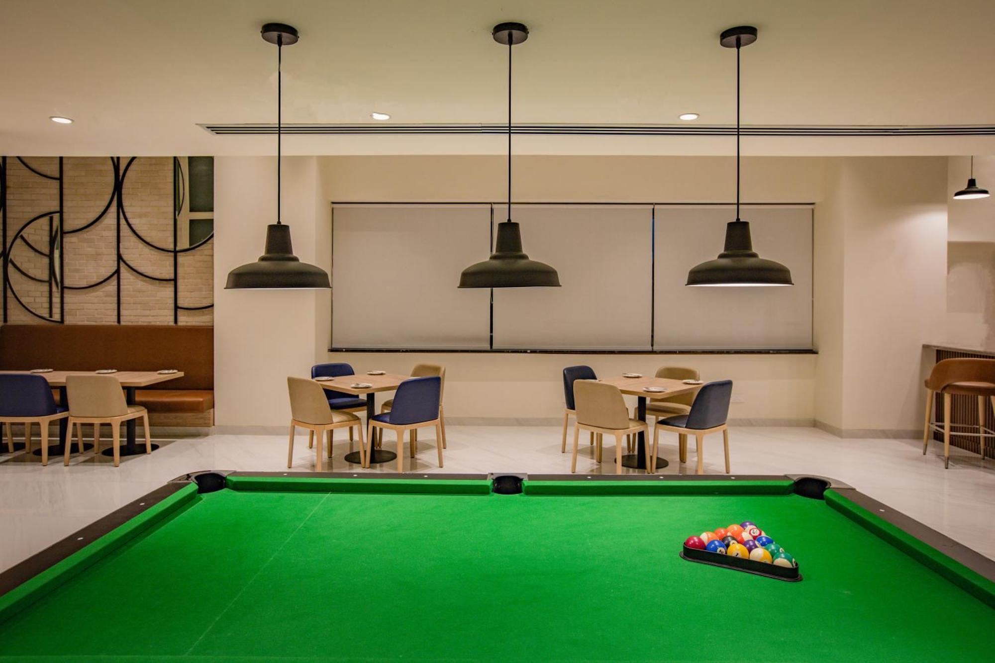 Keys Prima By Lemon Tree Hotels, Pimpri, Pune Esterno foto