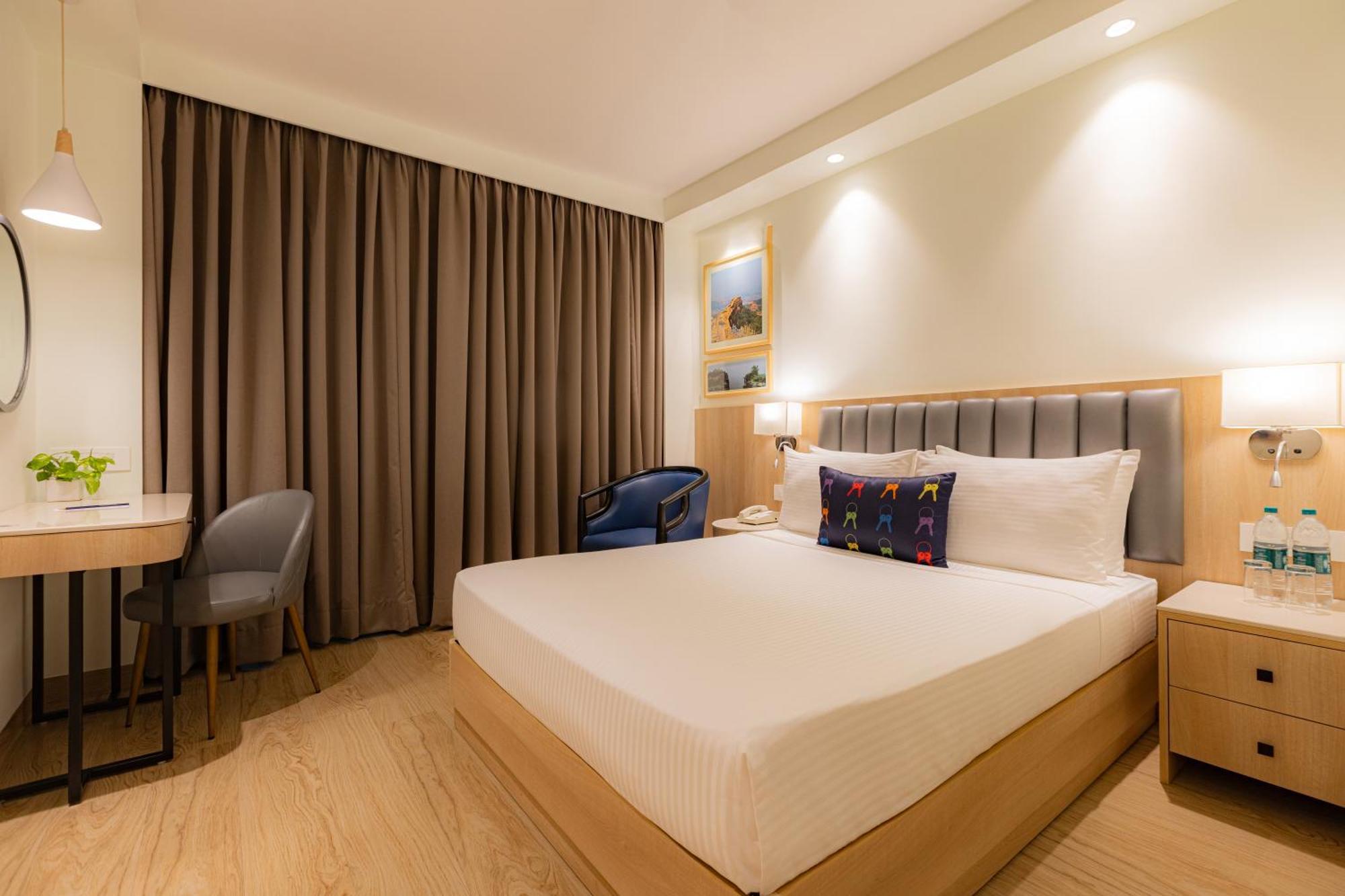 Keys Prima By Lemon Tree Hotels, Pimpri, Pune Esterno foto