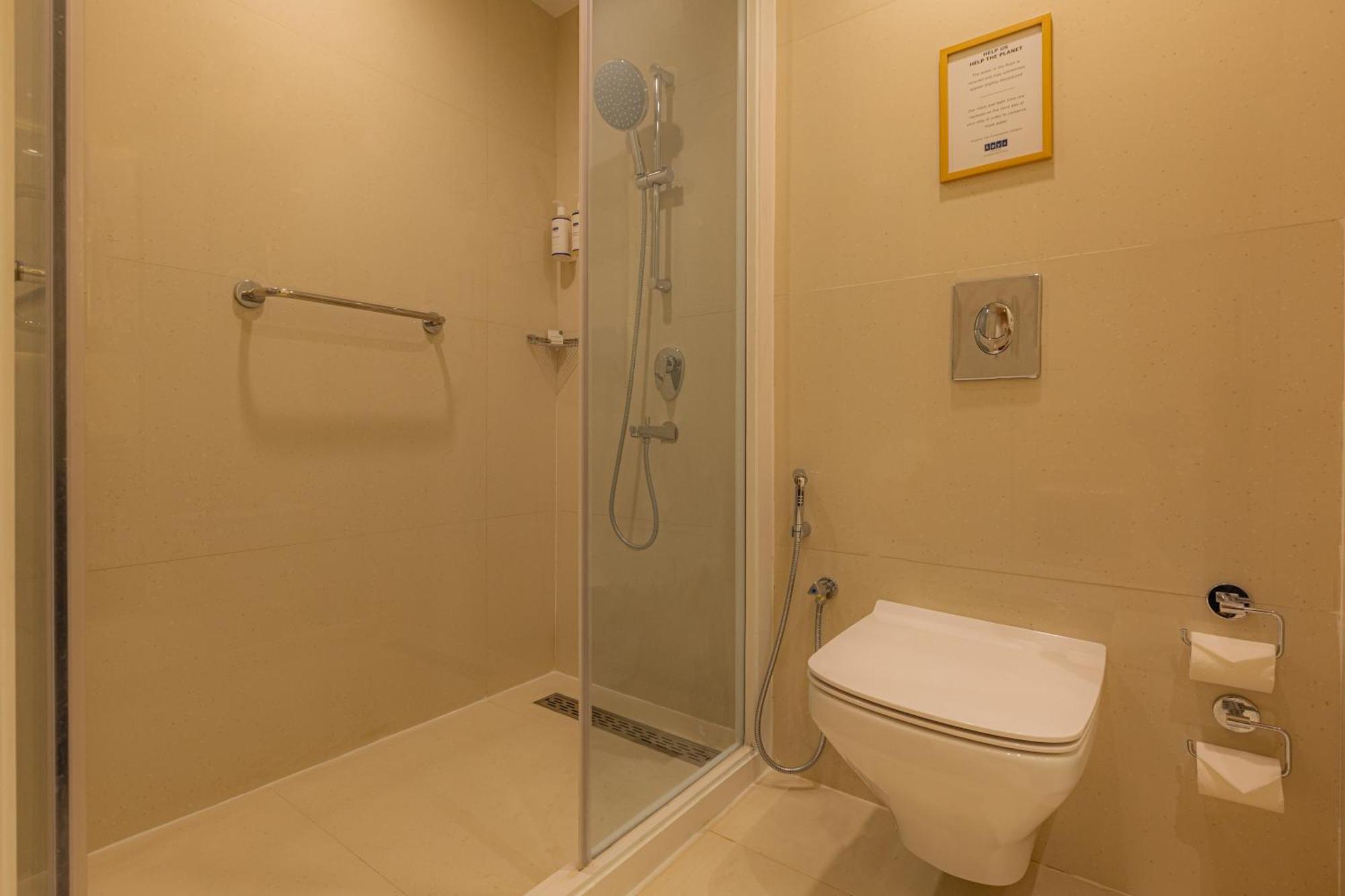 Keys Prima By Lemon Tree Hotels, Pimpri, Pune Esterno foto