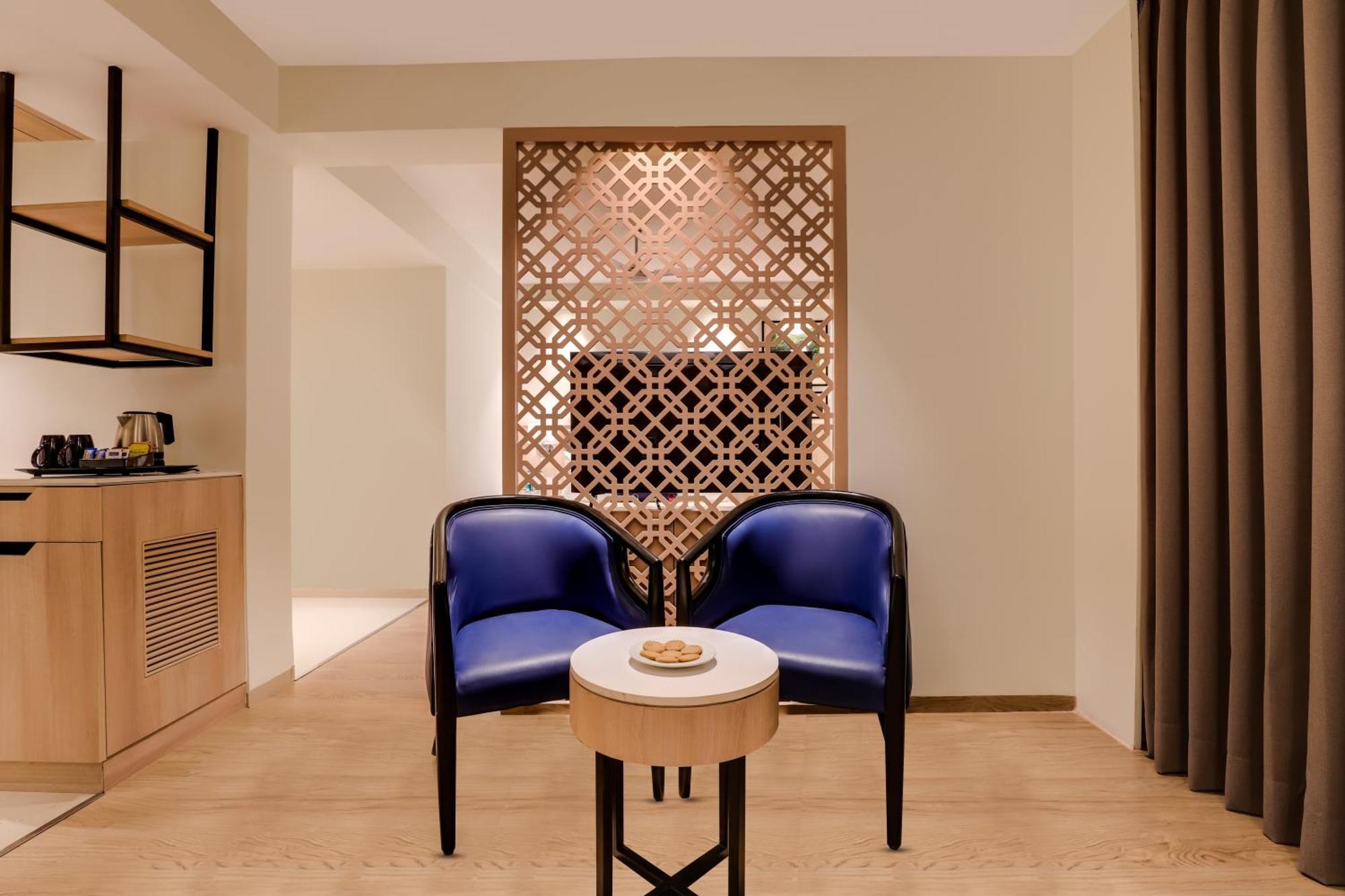 Keys Prima By Lemon Tree Hotels, Pimpri, Pune Esterno foto