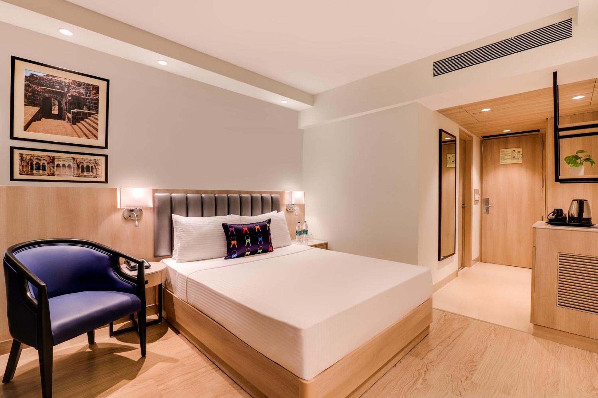 Keys Prima By Lemon Tree Hotels, Pimpri, Pune Esterno foto