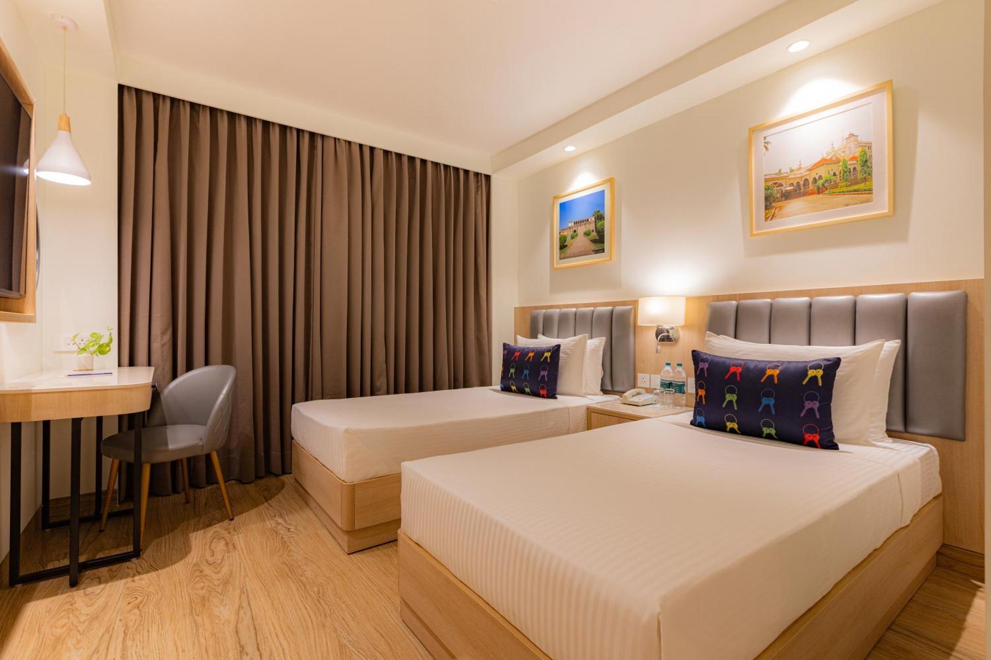 Keys Prima By Lemon Tree Hotels, Pimpri, Pune Esterno foto