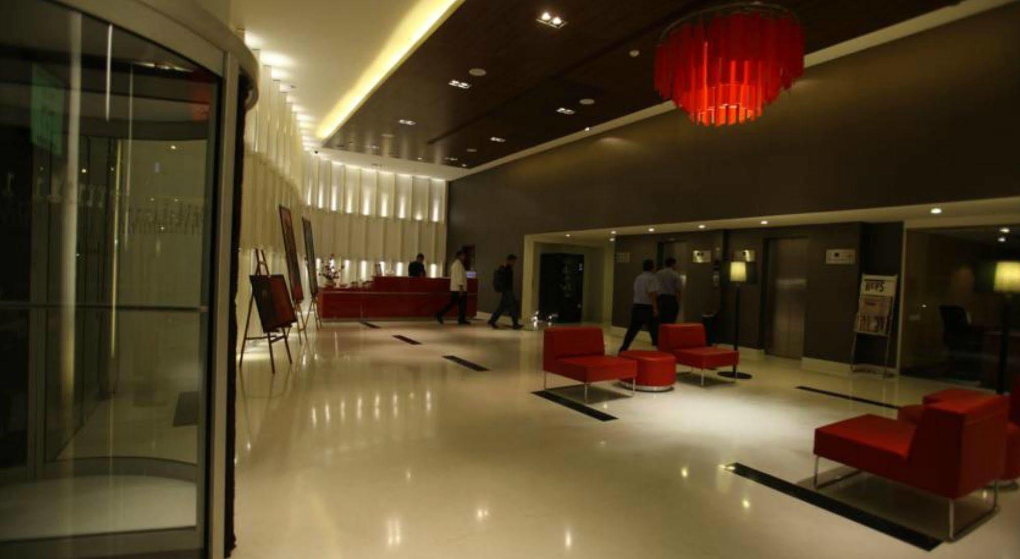 Keys Prima By Lemon Tree Hotels, Pimpri, Pune Esterno foto